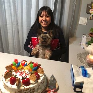 Meet your Posher, Mily